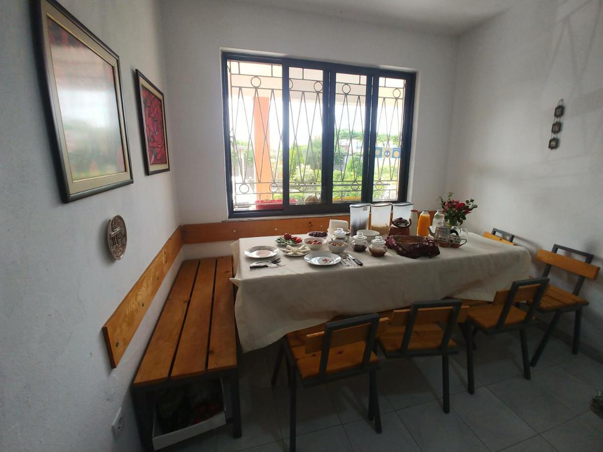 Green Garden Guesthouse Шкодер Екстер'єр фото