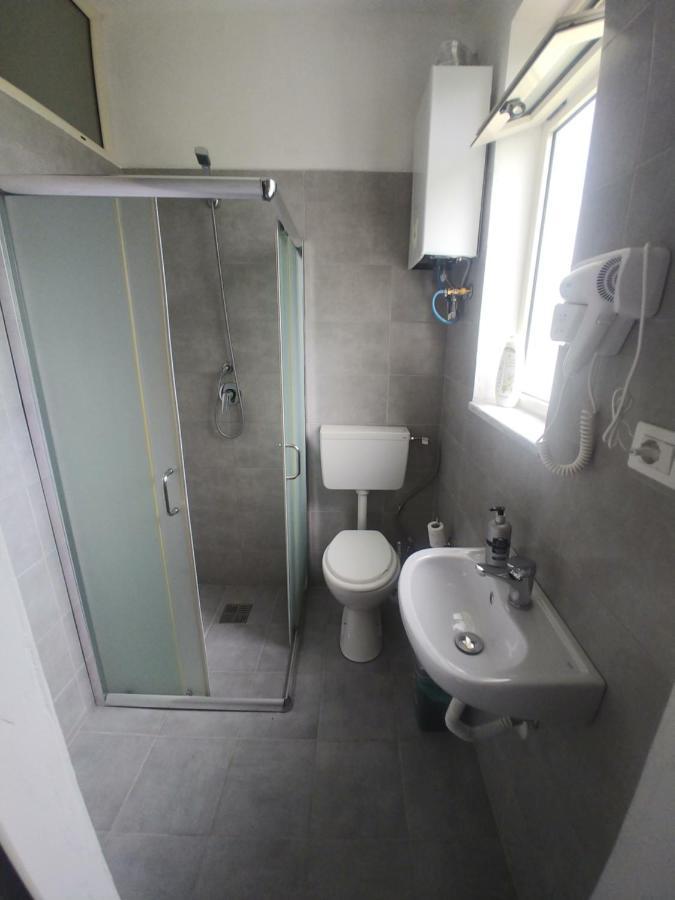 Green Garden Guesthouse Шкодер Екстер'єр фото