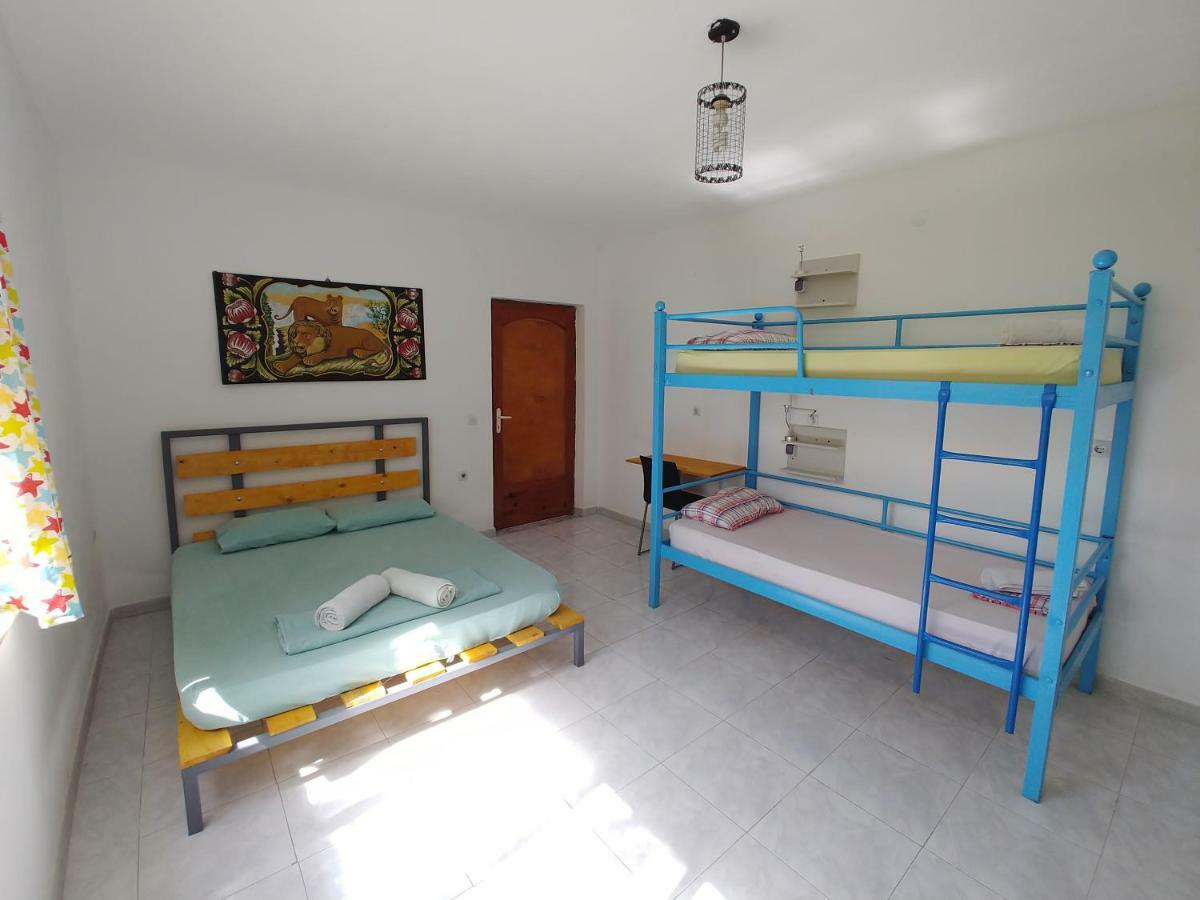 Green Garden Guesthouse Шкодер Екстер'єр фото